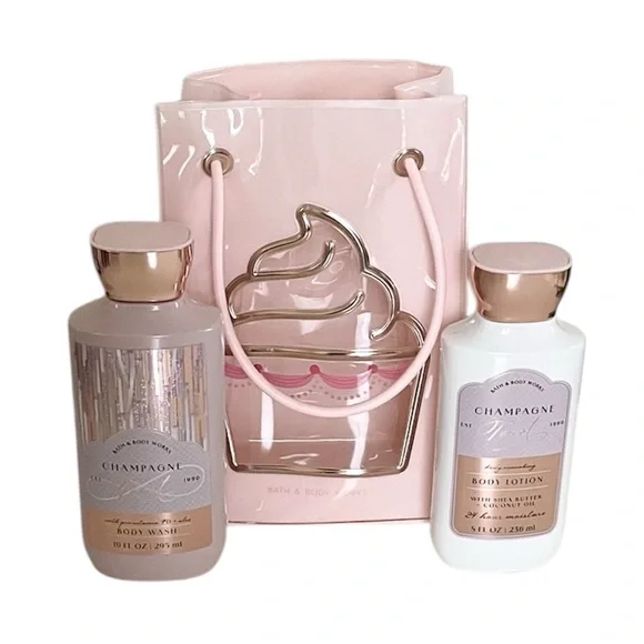 Bath & Body Works Champagne Toast Body Wash & Lotion Full Size Set with Tote - Picture 1 of 11